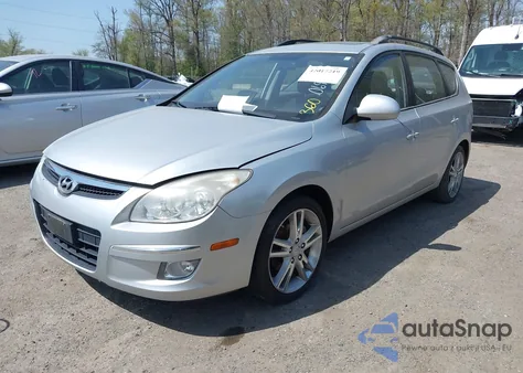 2010 Hyundai Elantra Touring Se z USA, uszkodzony, nr VIN KMHDC8AE7AU069162